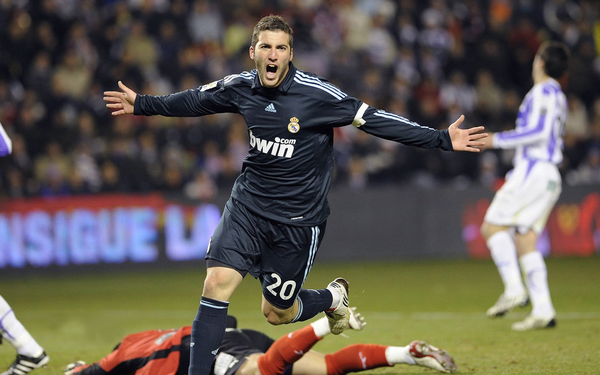 2026世界杯C组生死战,巴雷拉一己之力搅翻桑巴军团,哥伦比亚2-1爆冷巴西!